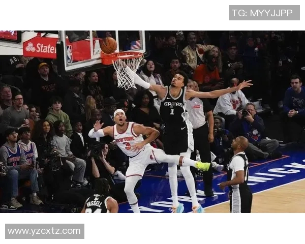 火箭与马刺季后赛经典对决回顾分析与精彩瞬间重温